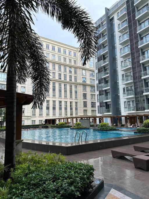 Airport Naia Terminal 3 Insane Interior Apartment Manila Exterior photo